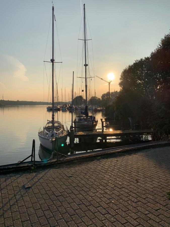 Studio Mit Meerblick Und Grosser Loggia - Direktzugang Zur Nordsee Wilhelmshaven Bagian luar foto
